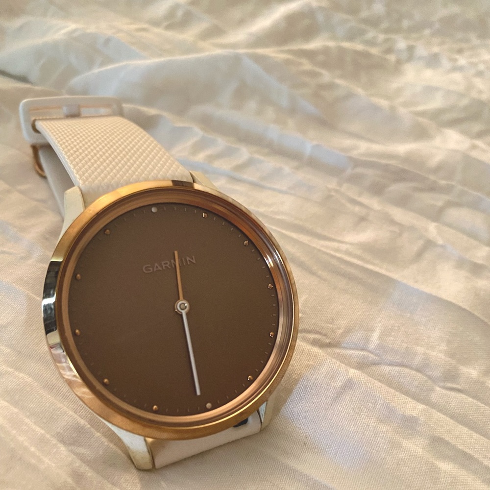 Garmin vivomove HR smart watch